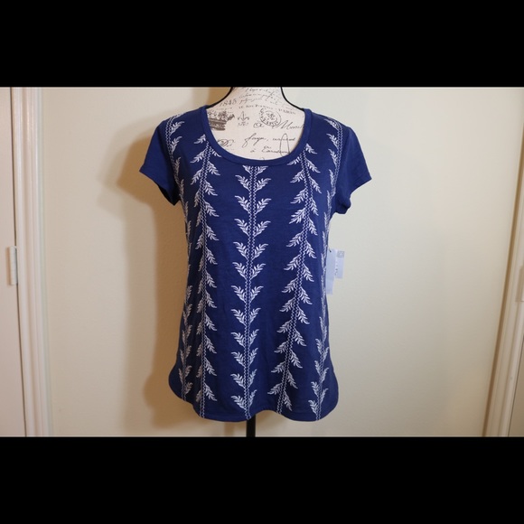 Liz Claiborne Tops - New with Tags Liz Claiborne short sleeve top shirt